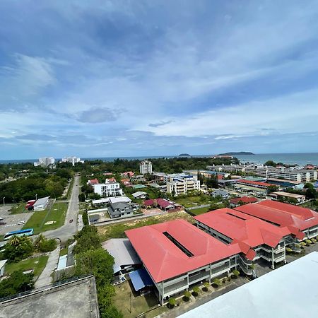 Aru Suites Homestay Wifi,Carpark,24H Check In,Water Filter By R2 Residence Kota Kinabalu Buitenkant foto