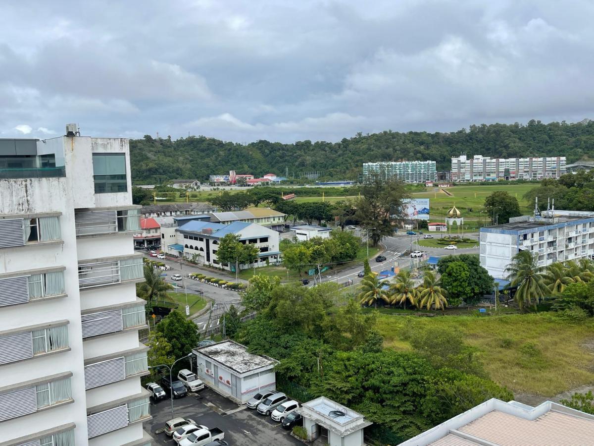 Aru Suites Homestay Wifi,Carpark,24H Check In,Water Filter By R2 Residence Kota Kinabalu Buitenkant foto