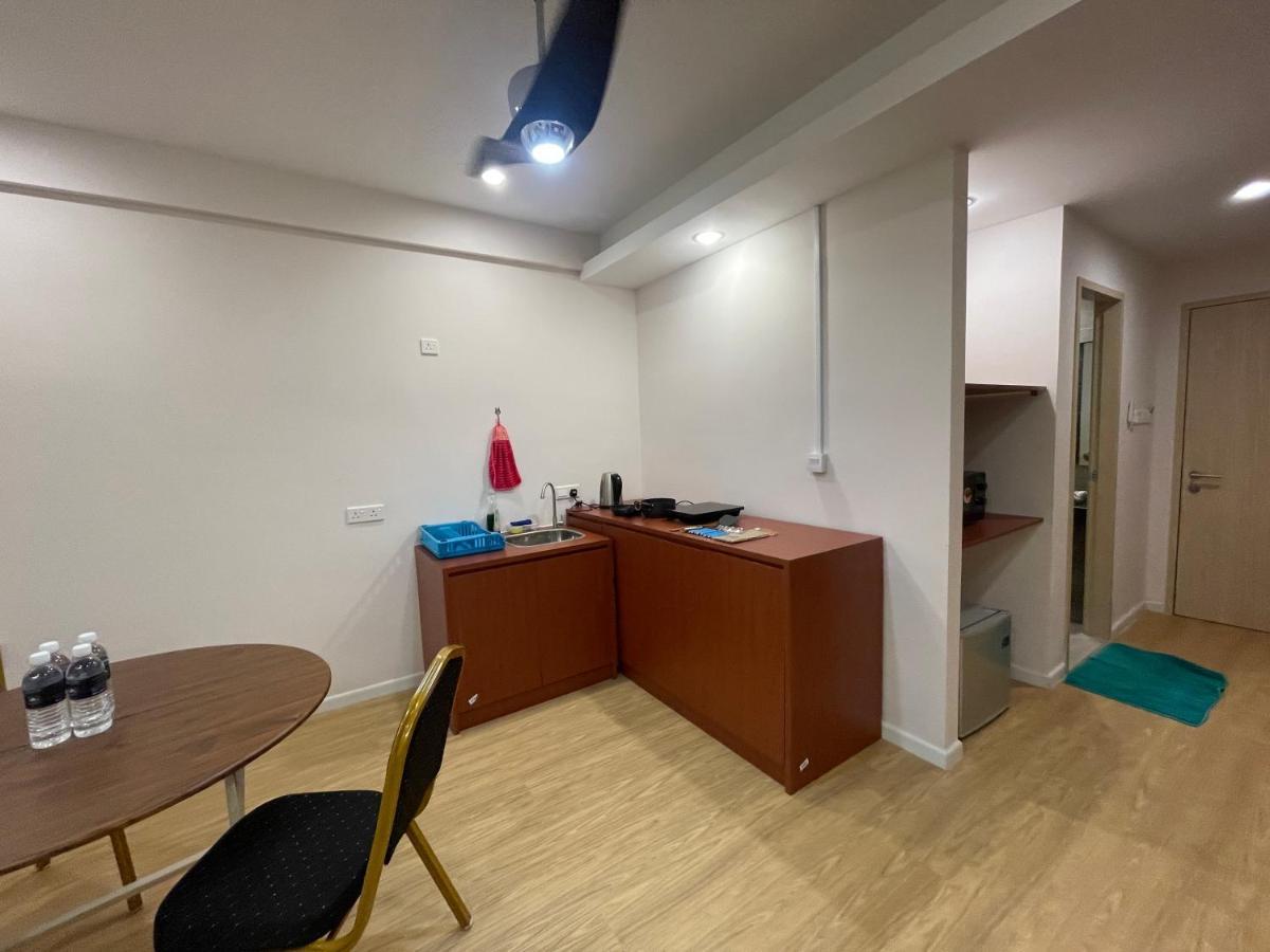 Aru Suites Homestay Wifi,Carpark,24H Check In,Water Filter By R2 Residence Kota Kinabalu Buitenkant foto