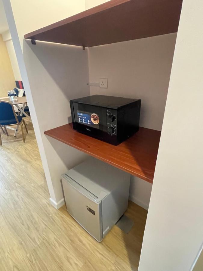 Aru Suites Homestay Wifi,Carpark,24H Check In,Water Filter By R2 Residence Kota Kinabalu Buitenkant foto