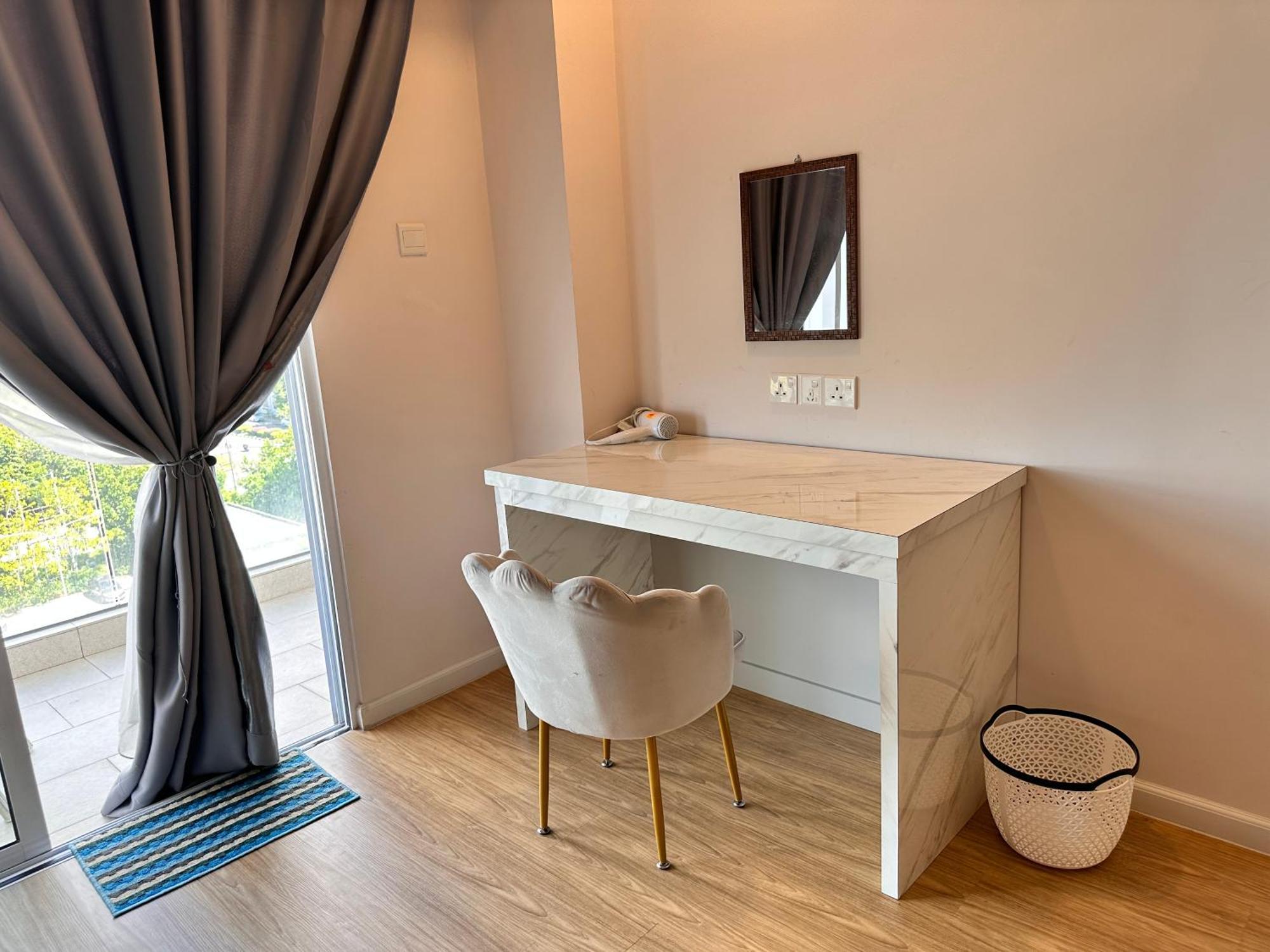 Aru Suites Homestay Wifi,Carpark,24H Check In,Water Filter By R2 Residence Kota Kinabalu Buitenkant foto