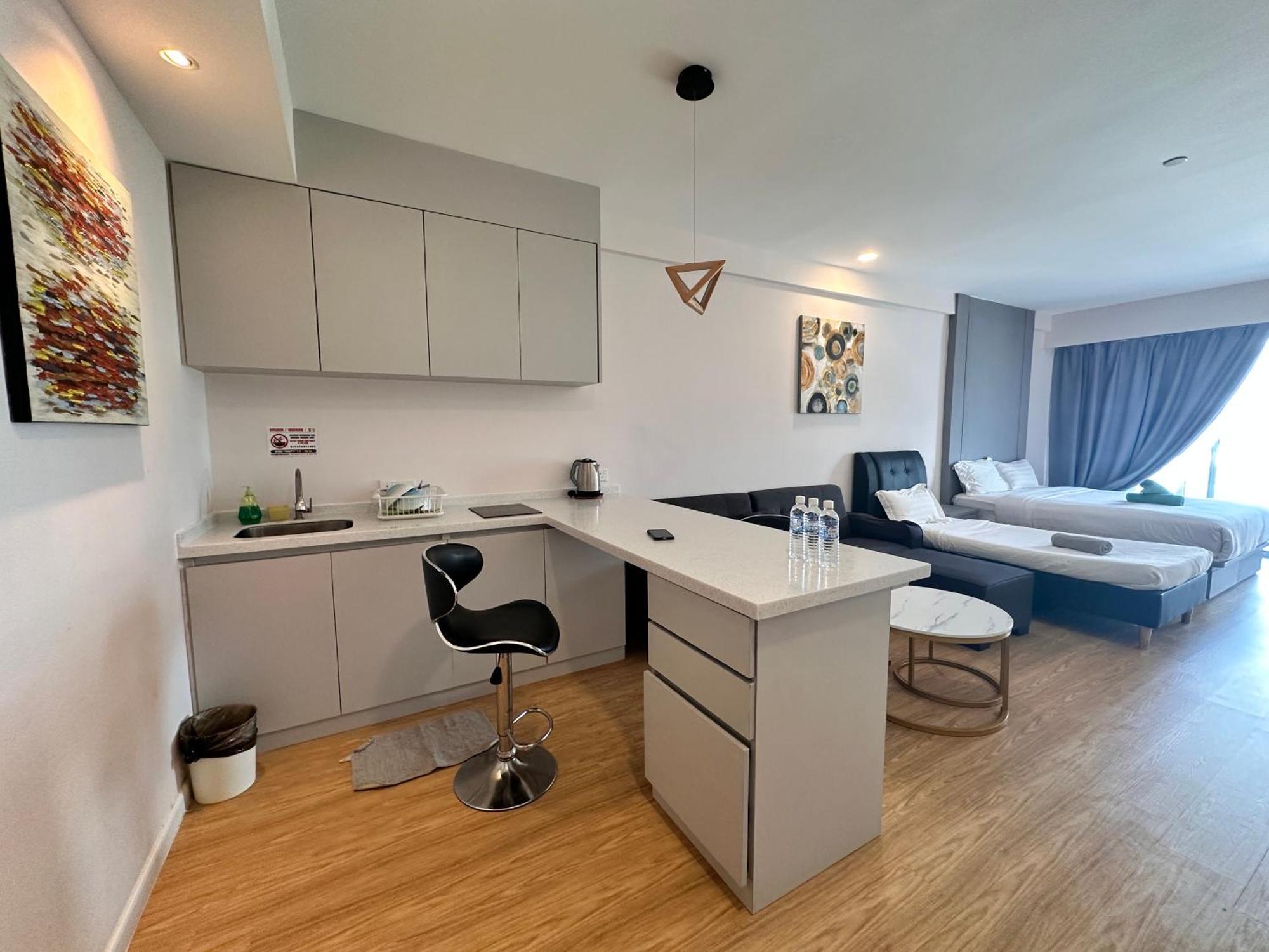 Aru Suites Homestay Wifi,Carpark,24H Check In,Water Filter By R2 Residence Kota Kinabalu Buitenkant foto