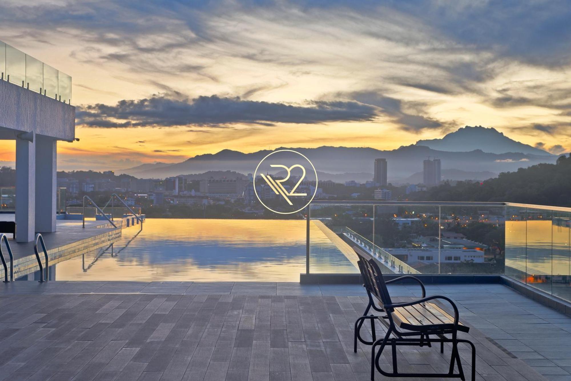 Aru Suites Homestay Wifi,Carpark,24H Check In,Water Filter By R2 Residence Kota Kinabalu Buitenkant foto
